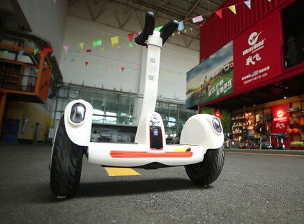 电动平衡车竟是交通安全隐患？