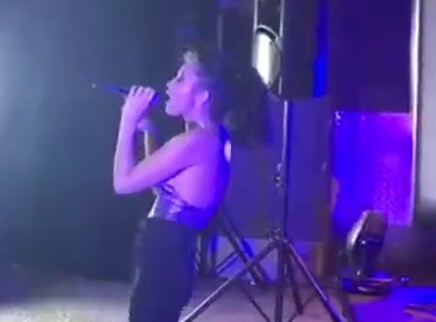 张天携乐队现场演出Live
