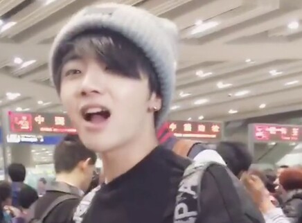 捕捉一只正在自嗨的华晨宇