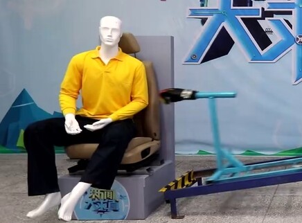 加装座套致安全气囊无法弹出？