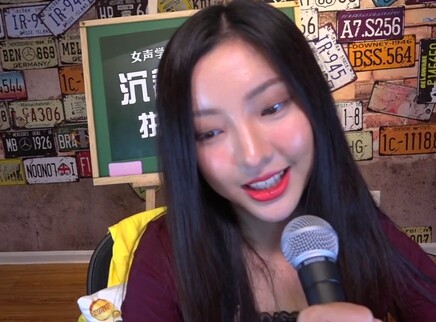 集学霸小娇娘于一体的莫安琪！