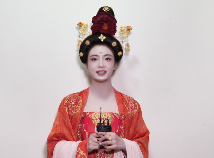 张雅钦推荐《国色芳华》