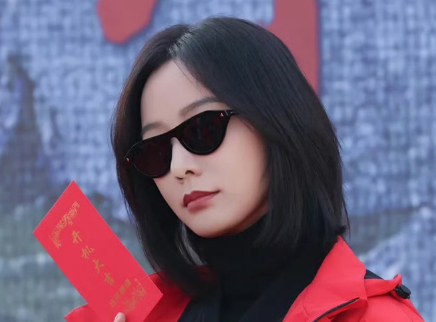 王珞丹新剧《狂花》开机