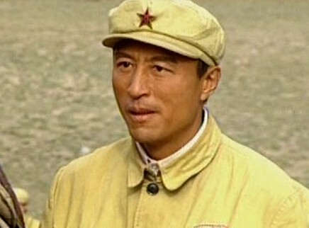 冰山上的来客 9集